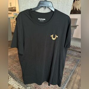 True Religion Men's Gold Metallic True Religion Buddha Seal  Black Tee-shirt  XL